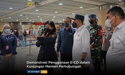 Demonstrasi Penggunaan E-CD dalam Kunjungan Menteri Perhubungan