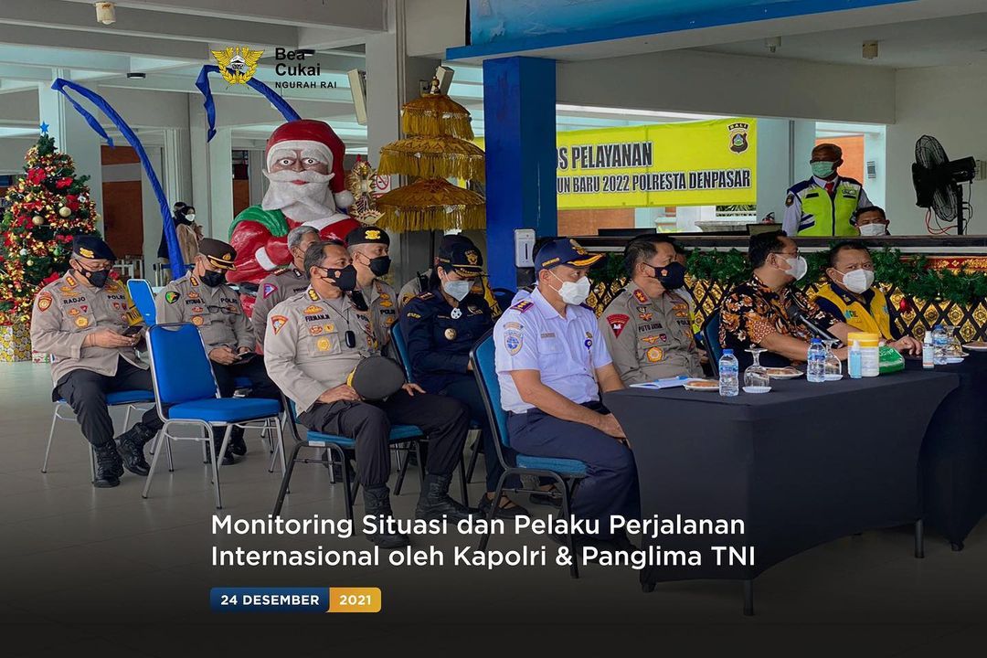Monitoring Situasi dan Pelaku Perjalanan Internasional oleh Kapolri & Panglima TNI